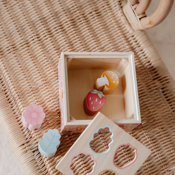 Little Dutch Fairy Garden Shape Sorter
