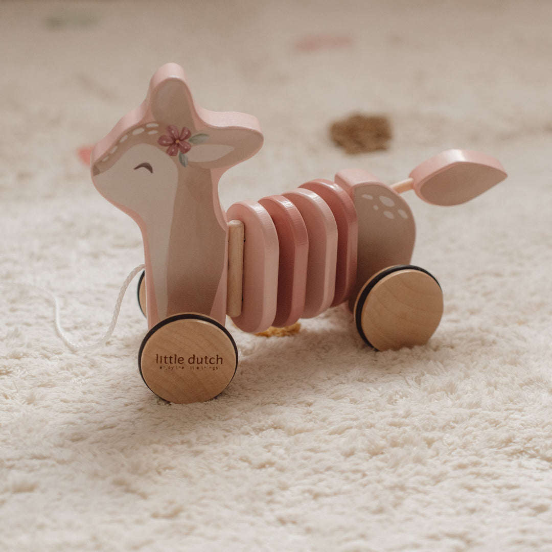 Little Dutch Fairy Garden Pull-Along Deer